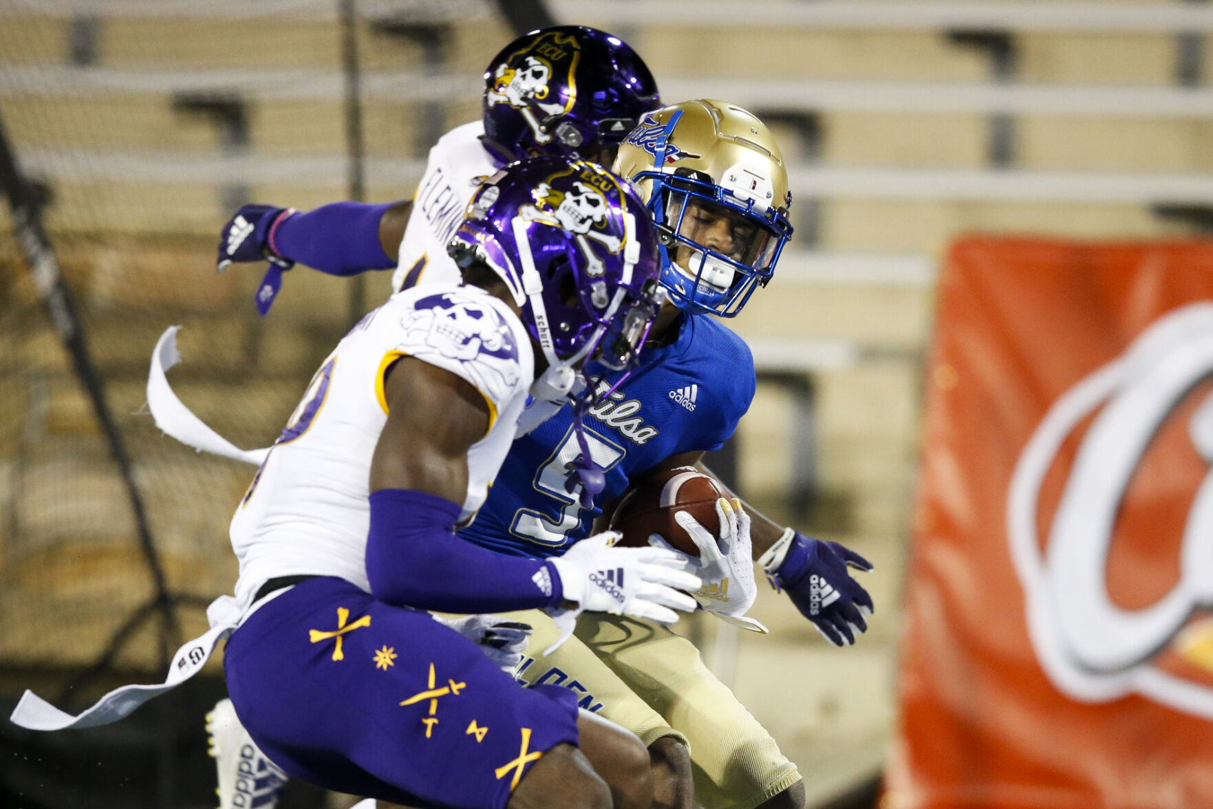 Tulsa Golden Hurricane vs East Carolina Pirates